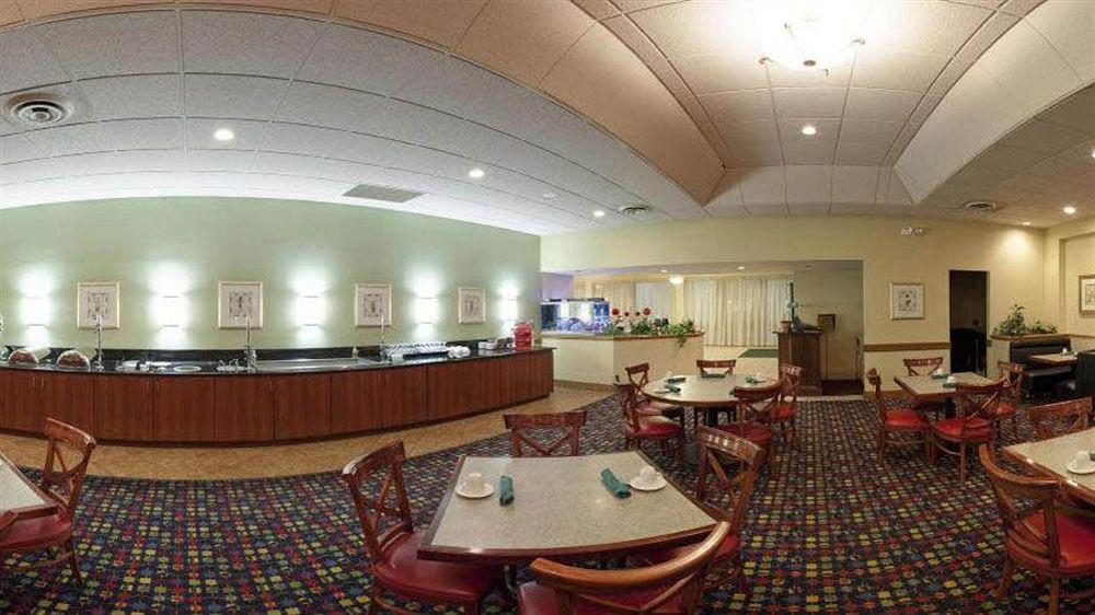 Hotel Ava Лъбък Екстериор снимка