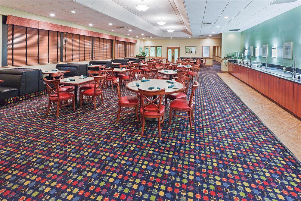Hotel Ava Лъбък Ресторант снимка
